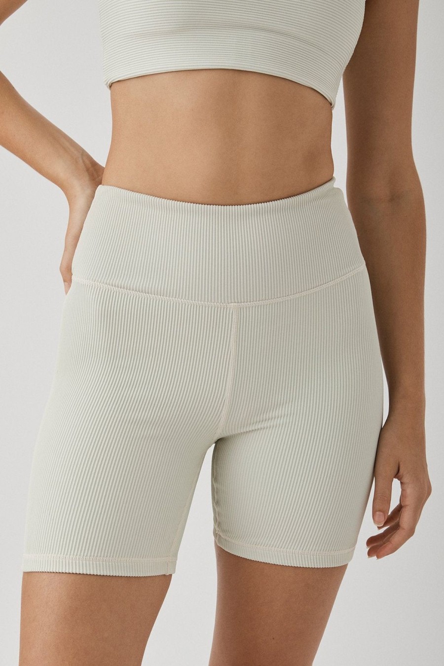 Women Arcaa Movement Activewear | Eden Bike Shorts/Milky Sage