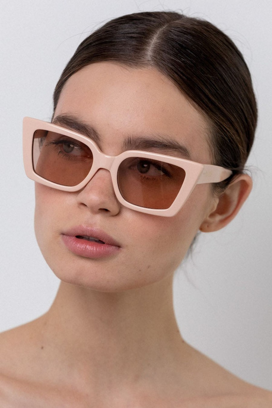 Women Lu Goldie Sunglasses | Lucia/Blush