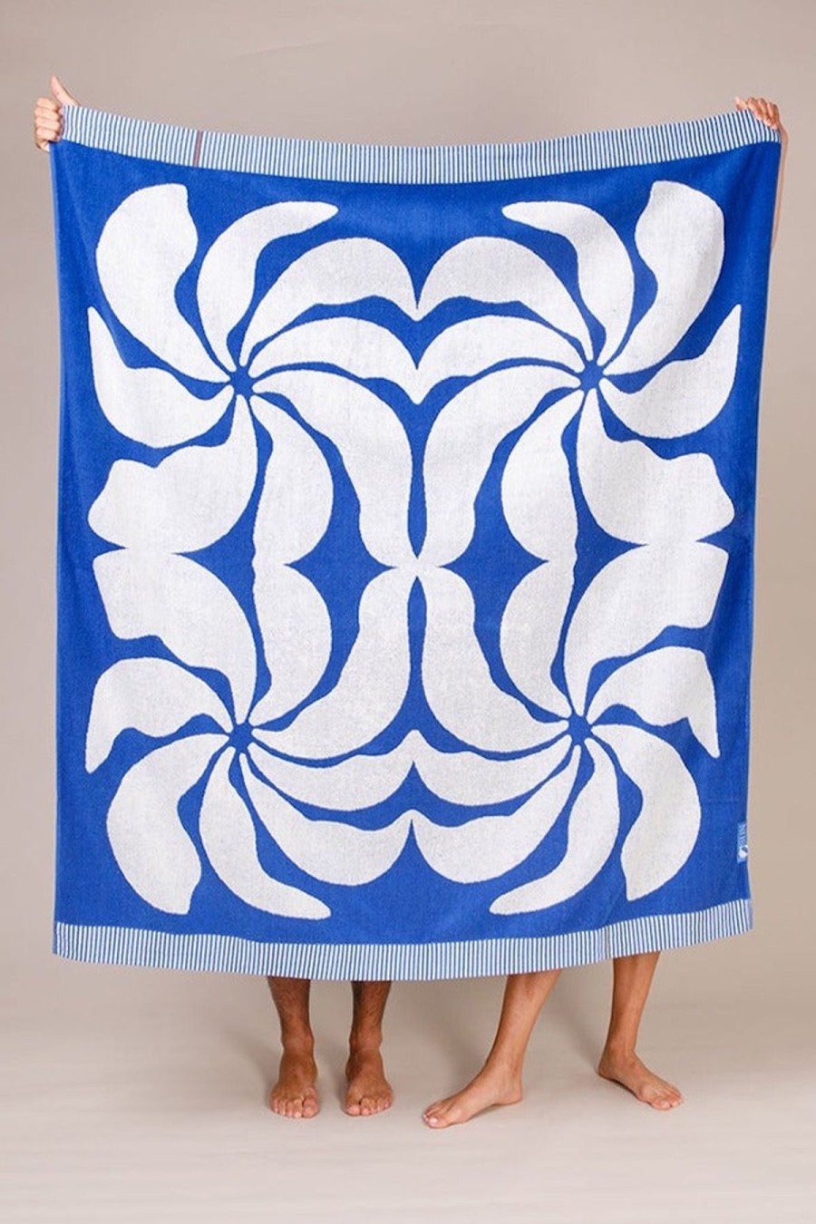 Women Sun Rituals Beach Accessories | Lagos Towel/Sea Blue