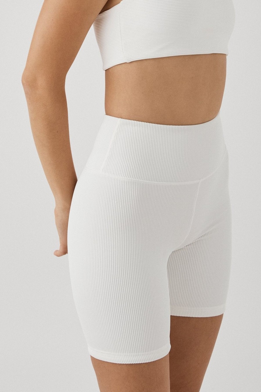 Women Arcaa Movement Activewear | Eden Bike Shorts/Cloud