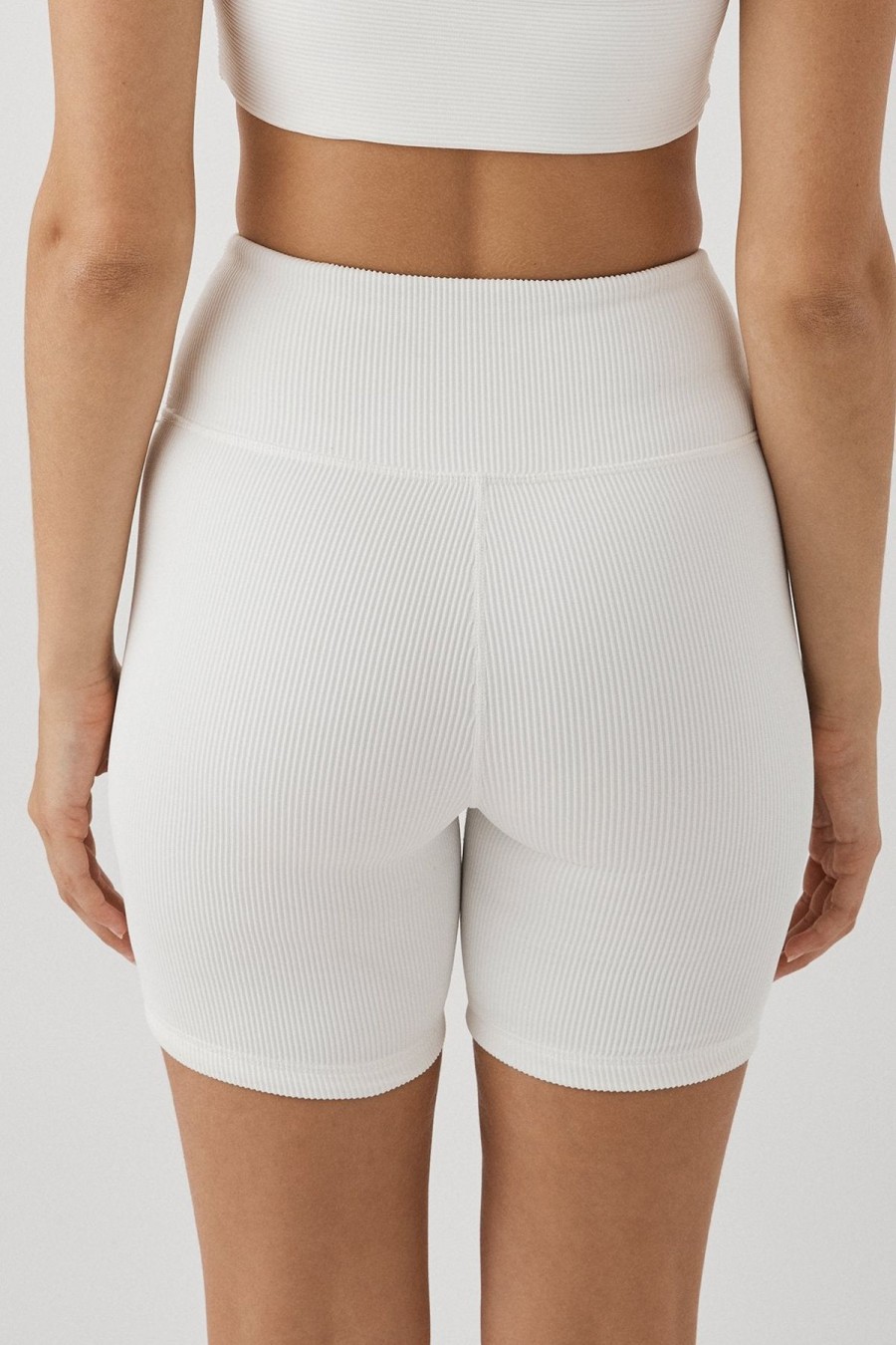 Women Arcaa Movement Activewear | Eden Bike Shorts/Cloud