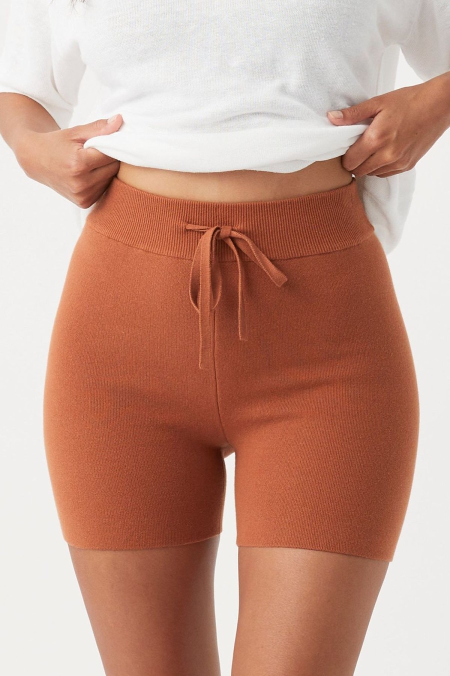 Women Arcaa Movement Bottoms | Esta Short/Tobacco