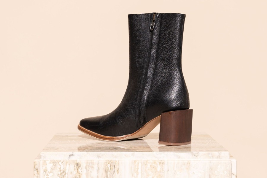 Women James Smith Slides | Ortona Boot/Black